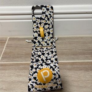 Loopy Case Black and White Daisy Phone Case